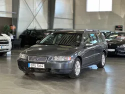 Grå Begagnad 2006 Volvo V70 Kinetic Kombi | 29 900 kr (Marknadspris)