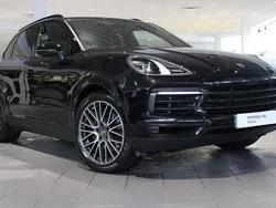 Svart Begagnad 2020 Porsche Cayenne SUV | 735 000 kr (Bra pris)