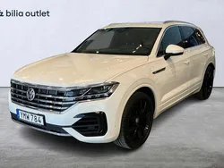 Vit Begagnad 2018 VW Touareg R-line SUV | 474 900 kr (Marknadspris)