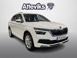 Vit Begagnad 2022 Skoda Kamiq Style SUV | 219 500 kr (Marknadspris)