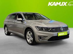 Silver/grå Begagnad 2017 VW Passat GTE Kombi | 189 800 kr (Marknadspris)