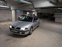 Begagnad 2003 Mitsubishi Carisma Halvkombi | 17 500 kr