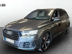 Grå Begagnad 2017 Audi Q7 Comfort SUV | 409 900 kr (Marknadspris)