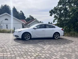 Vit Begagnad 2010 Opel Insignia Edition Halvkombi | 60 000 kr (Lite dyr)