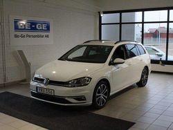Vit Begagnad 2017 VW Golf VII Highline Kombi | 188 000 kr (Marknadspris)