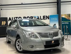 Ljusgrå Begagnad 2009 Toyota Avensis Business Edition Kombi | 39 900 kr (Marknadspris)