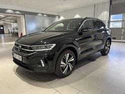 Svart Begagnad 2024 VW T-Roc R-line SUV | 358 800 kr (Dyr)