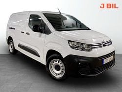 Vit Begagnad 2023 Citroën Berlingo Business Class Minibuss | 269 900 kr (Marknadspris)