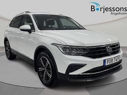 Vit Begagnad 2022 VW Tiguan SUV | 299 000 kr (Bra pris)