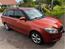 Orange Begagnad 2009 Skoda Fabia Kombi | 30 000 kr (Lite dyr)