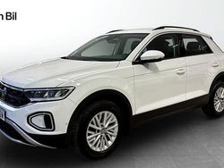 Vit Begagnad 2022 VW T-Roc Life SUV | 234 900 kr (Marknadspris)