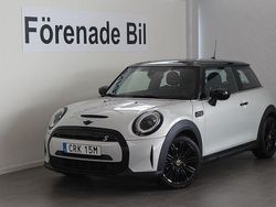 Silver Begagnad 2022 Mini Cooper SE Essential Halvkombi | 229 000 kr (Marknadspris)