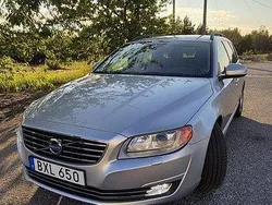 Silver Begagnad 2014 Volvo V70 Momentum Kombi | 87 000 kr (Marknadspris)