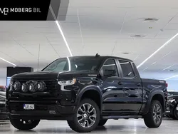 Svart Begagnad 2023 Chevrolet Silverado Van | 939 900 kr