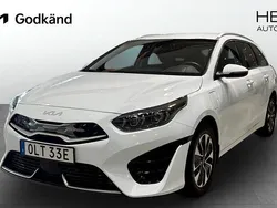 Vit (white) Begagnad 2022 Kia Ceed 2 Kombi | 249 000 kr (Marknadspris)