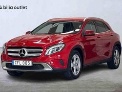 Röd Begagnad 2015 Mercedes GLA200 SUV | 169 900 kr