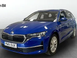Blå (energy blue) Begagnad 2024 Skoda Octavia Selection Kombi | 299 900 kr (Marknadspris)
