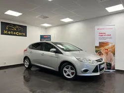 Grå Begagnad 2013 Ford Focus Trend Halvkombi | 67 900 kr (Lite dyr)