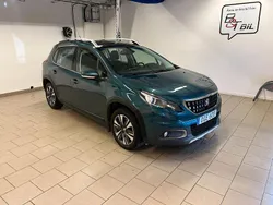 Mörkgrön Begagnad 2016 Peugeot 2008 SUV | 119 900 kr (Dyr)