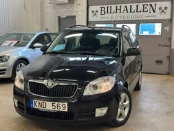 Svart Begagnad 2009 Skoda Fabia Kombi | 69 900 kr (Marknadspris)