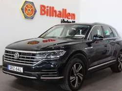 Mörkblå Begagnad 2019 VW Touareg SUV | 359 900 kr (Superpris)