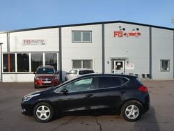 Svart Begagnad 2015 Kia Ceed Comfort Halvkombi | 99 900 kr (Lite dyr)