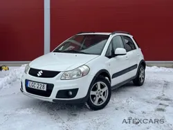 Vit Begagnad 2011 Suzuki SX4 Halvkombi | 41 300 kr (Bra pris)