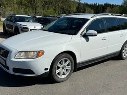 Vit Begagnad 2008 Volvo V70 Kinetic Kombi | 49 900 kr (Bra pris)