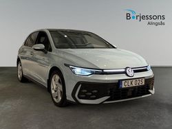 Blå Begagnad 2025 VW Golf VIII GTE Halvkombi | 489 900 kr