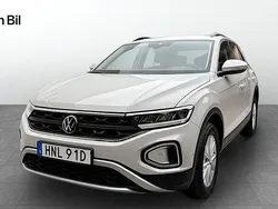 Grå (ascot grey) Begagnad 2022 VW T-Roc Life SUV | 229 900 kr (Marknadspris)