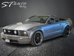 Grå Begagnad 2007 Ford Mustang GT Convertible Cab | 199 900 kr (Marknadspris)