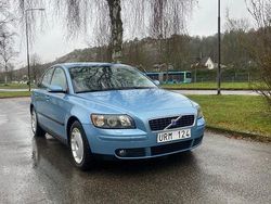 Begagnad 2004 Volvo S40 Sedan | 27 900 kr (Marknadspris)