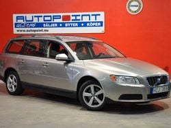 Ljusbrun (brun) Begagnad 2009 Volvo V70 Kombi | 52 800 kr (Marknadspris)