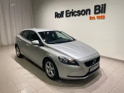Silver Begagnad 2018 Volvo V40 Business Edition Kombi | 129 500 kr (Marknadspris)