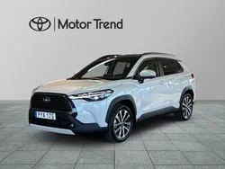 Vit Ny 2025 Toyota Corolla Cross Executive SUV | 449 900 kr (Marknadspris)