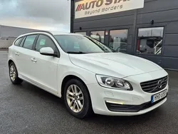 Vit Begagnad 2015 Volvo V60 Kinetic Kombi | 104 900 kr (Bra pris)