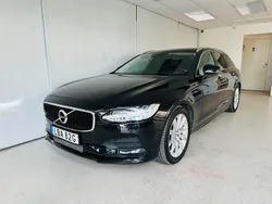 Svart Begagnad 2019 Volvo V90 Momentum Kombi | 264 900 kr (Marknadspris)