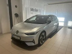 Silver Begagnad 2025 VW ID.7 GTX Sedan | 609 000 kr