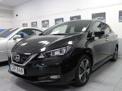 Svart Begagnad 2021 Nissan Leaf N-Connecta Halvkombi | 179 900 kr (Superpris)