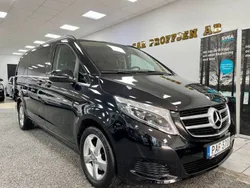 Svart Begagnad 2017 Mercedes V250 Avantgarde Minibuss | 409 900 kr (Marknadspris)