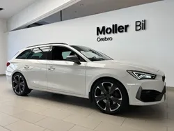 Vit (candy white) Begagnad 2023 Cupra Leon VZ Kombi | 299 000 kr (Marknadspris)
