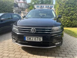 Svart Begagnad 2018 VW Tiguan Allspace SUV | 249 000 kr (Marknadspris)