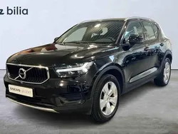 Svart Begagnad 2022 Volvo XC40 SUV | 329 900 kr