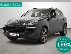 Svart Begagnad 2018 Porsche Cayenne Platinum Edition SUV | 379 900 kr (Marknadspris)