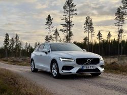 Begagnad 2019 Volvo V60 Kombi | 185 000 kr (Marknadspris)