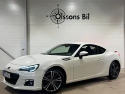 Vit Begagnad 2015 Subaru BRZ Sportkupé | 239 900 kr