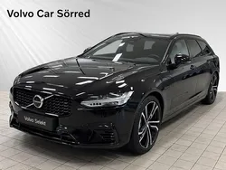 Svart Begagnad 2025 Volvo V90 Plus Kombi | 599 000 kr (Dyr)