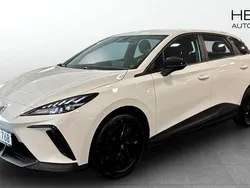 Vit (white) Begagnad 2023 MG MG4 EV Halvkombi | 249 900 kr (Dyr)