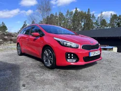 Röd Begagnad 2017 Kia Ceed Sportswagon GT-Line Kombi | 90 000 kr (Superpris)