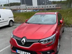 Röd Begagnad 2018 Renault Mégane GrandTour Kombi | 140 000 kr (Marknadspris)